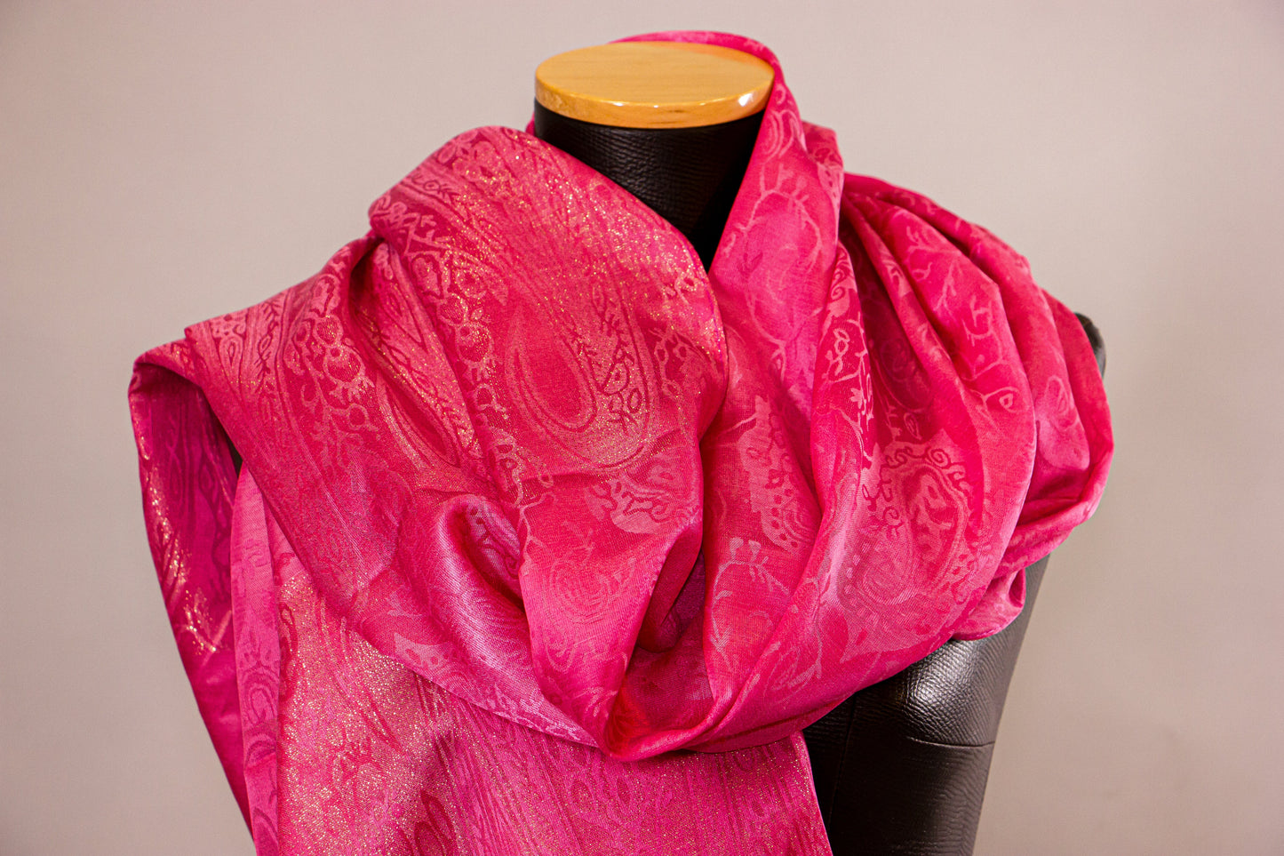 Classic - Fuschia & Gold03