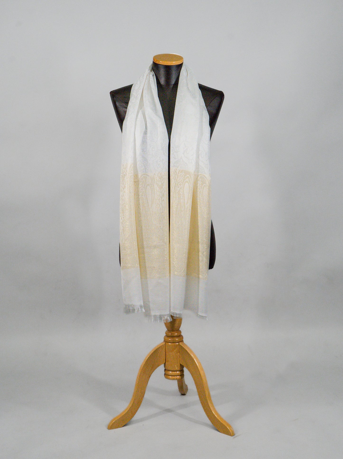 Classic - White & Gold01