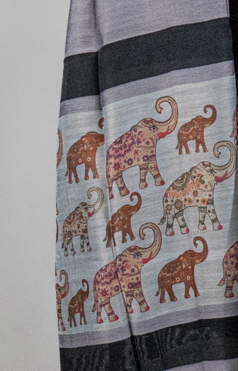 Elephants - Black & Gray02