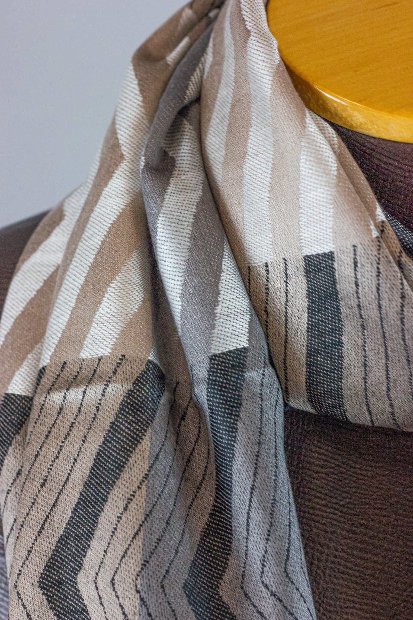 Motives - Light Brown & Gray03