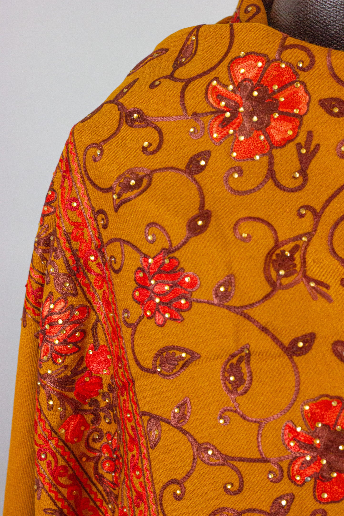 Shiny Needlework - Brown & Orange06