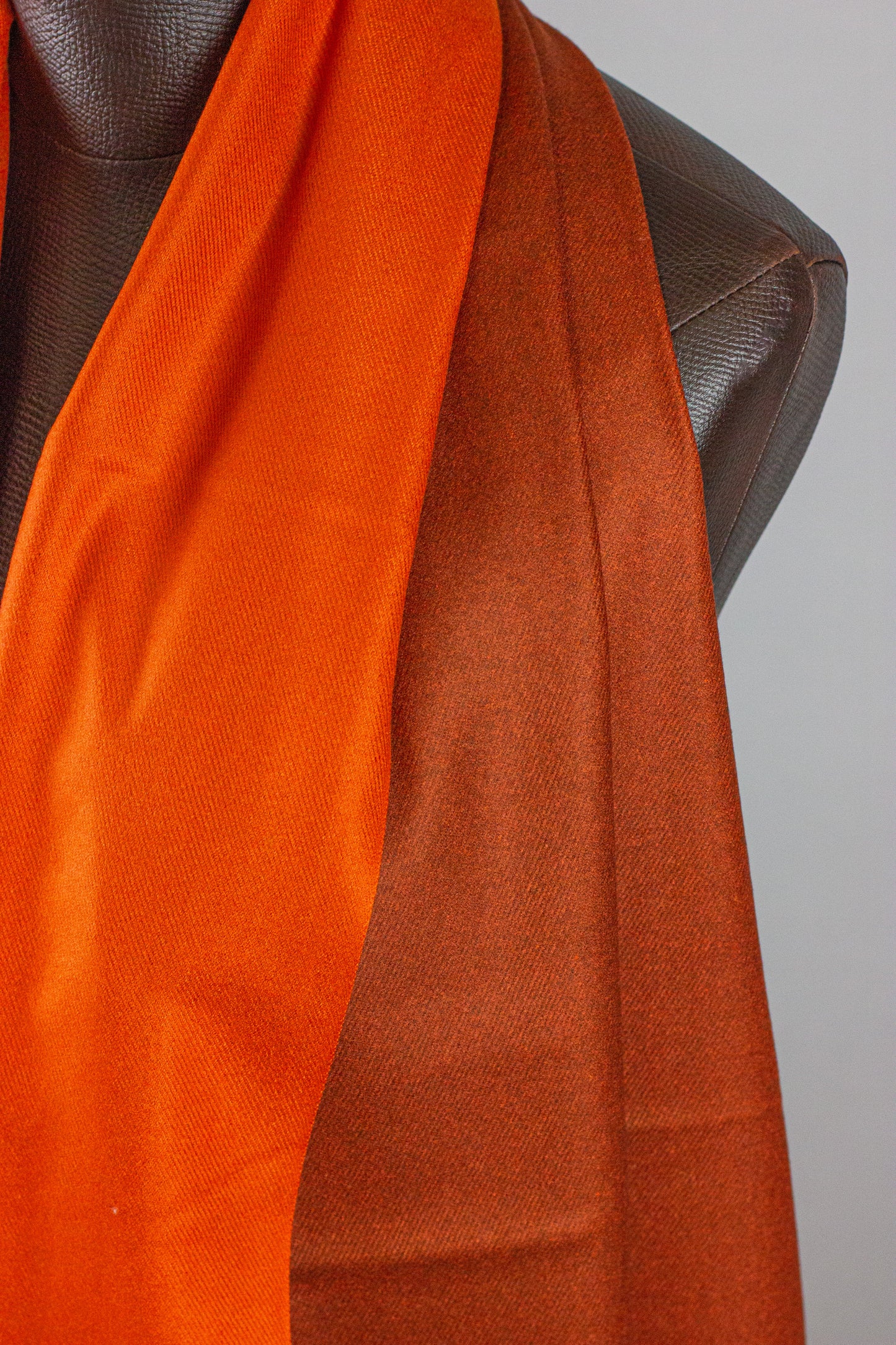 Warmy - Brown & Orange02