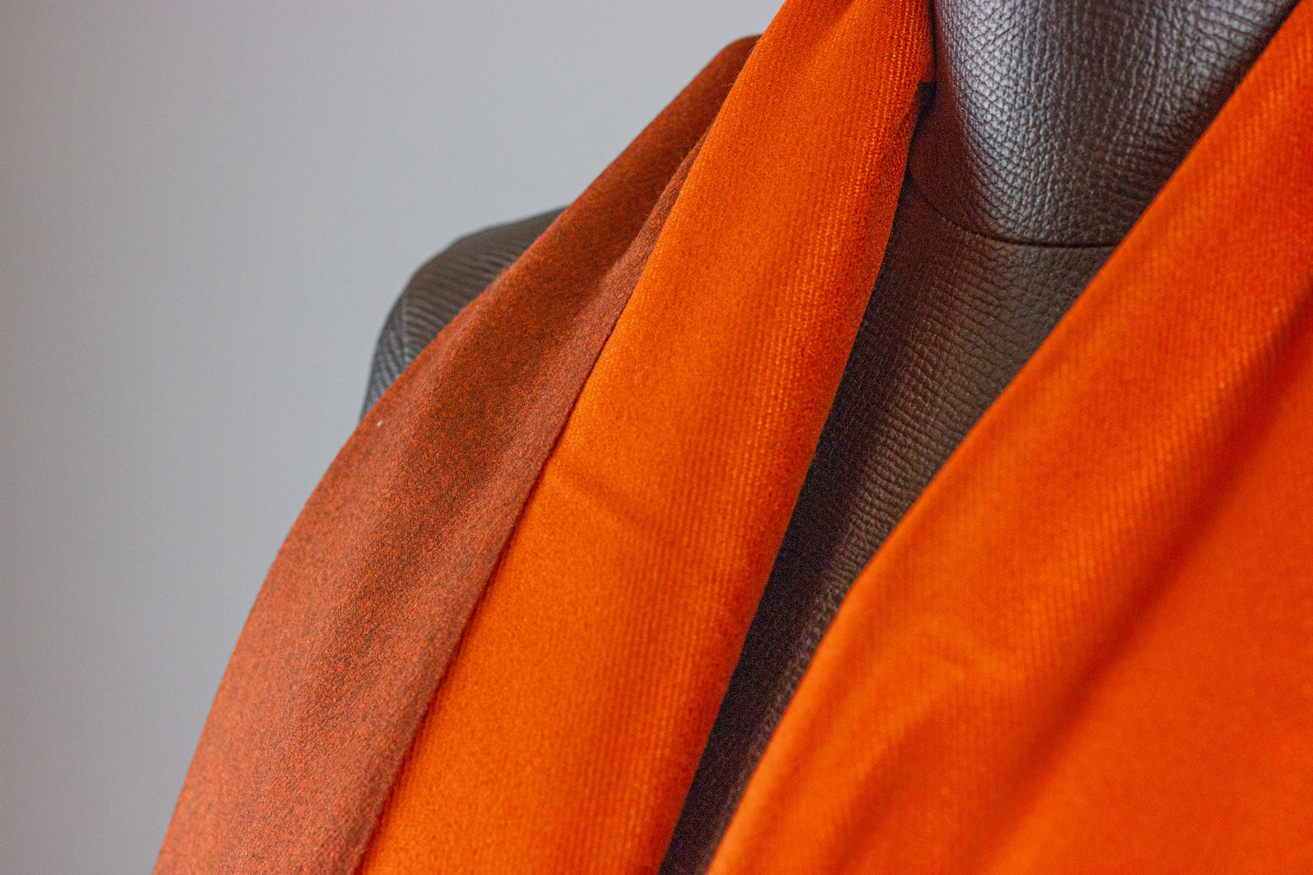 Warmy - Brown & Orange03