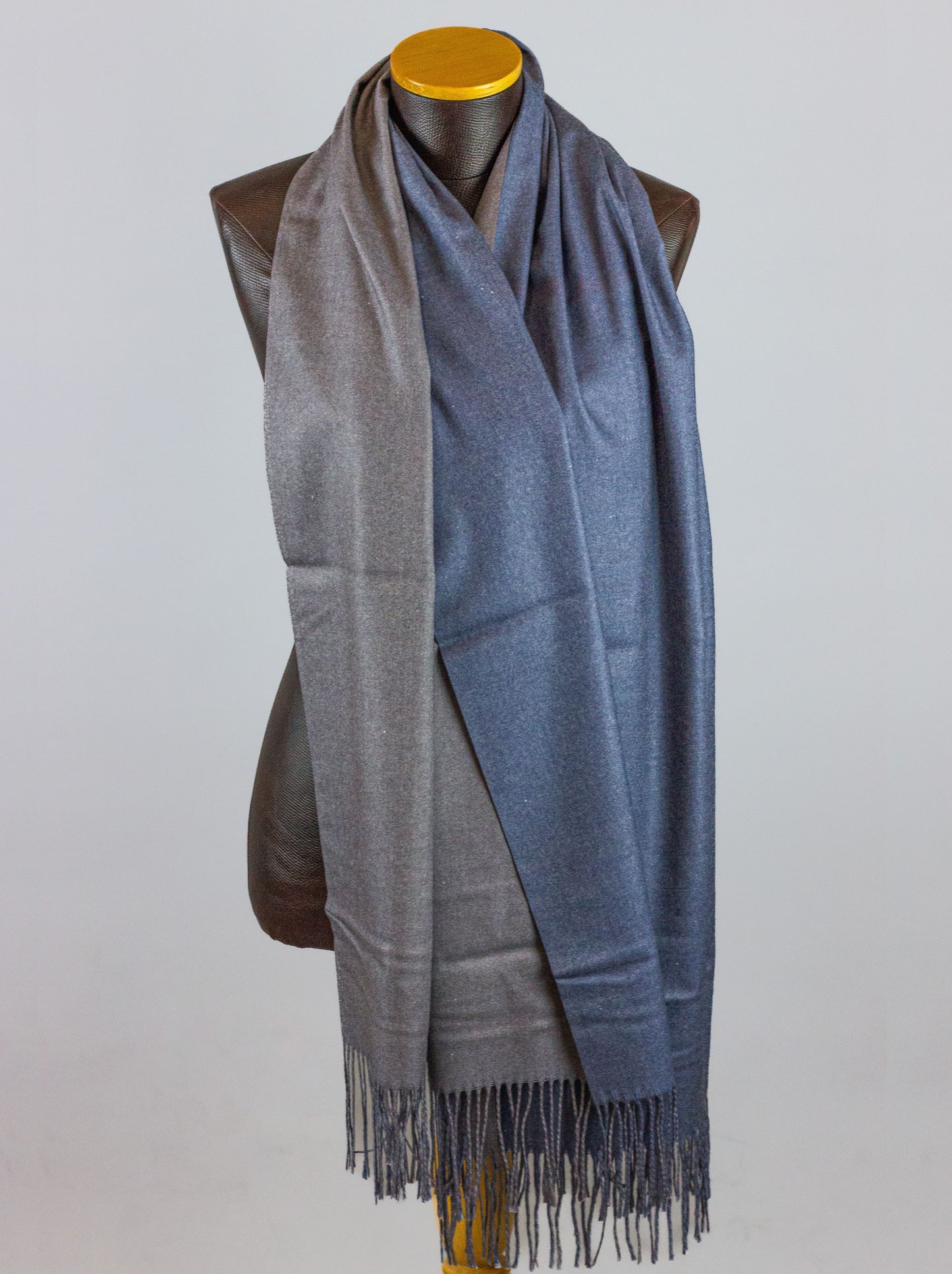 Warmy - Grey & Blue01