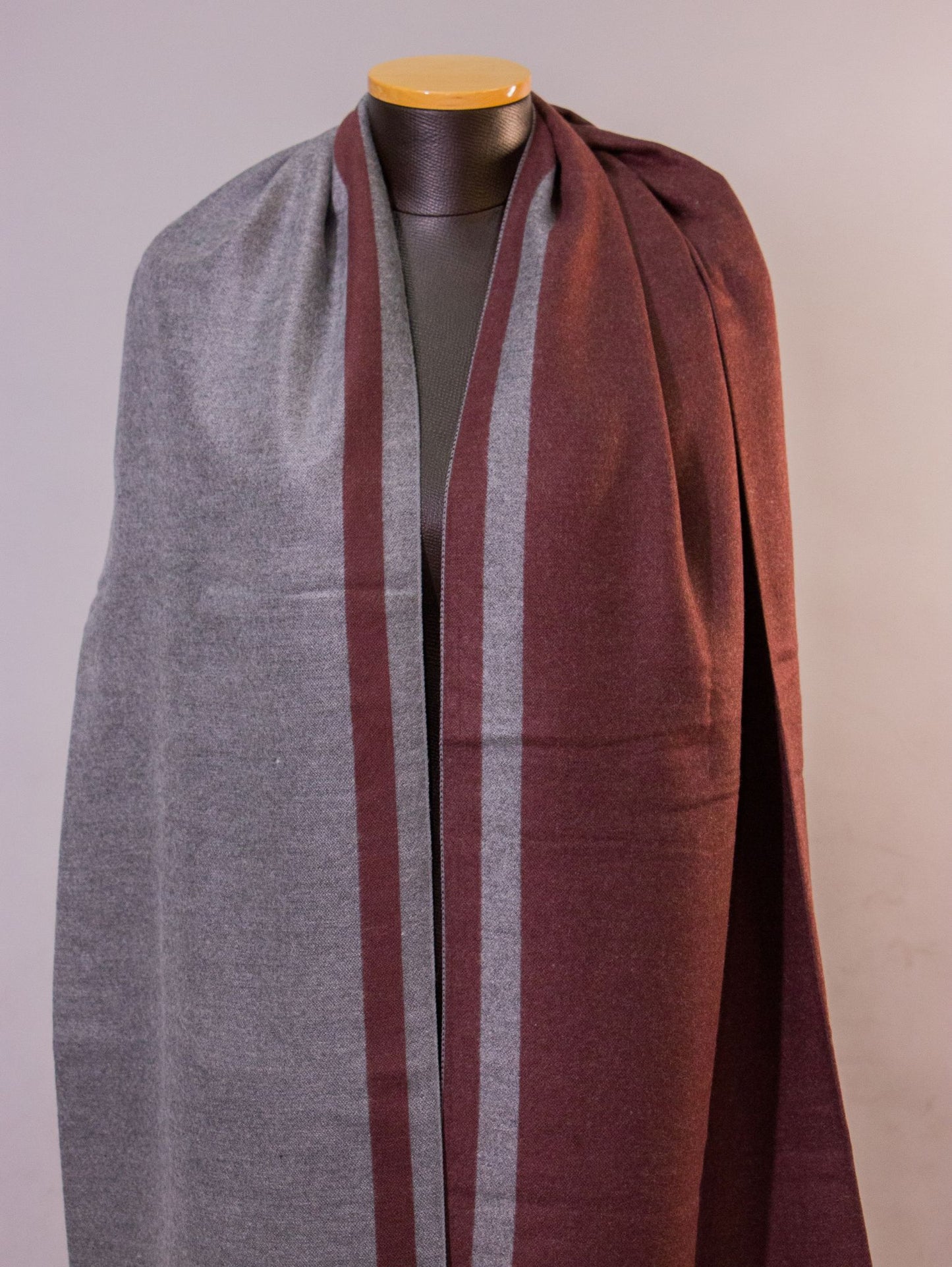 Warmy Stripe - Gray & Brown01