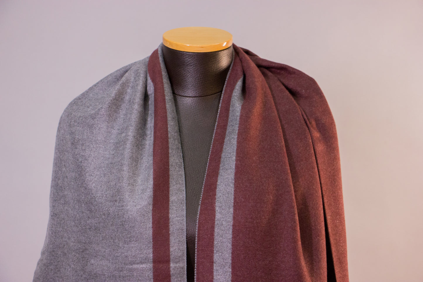 Warmy Stripe - Gray & Brown03