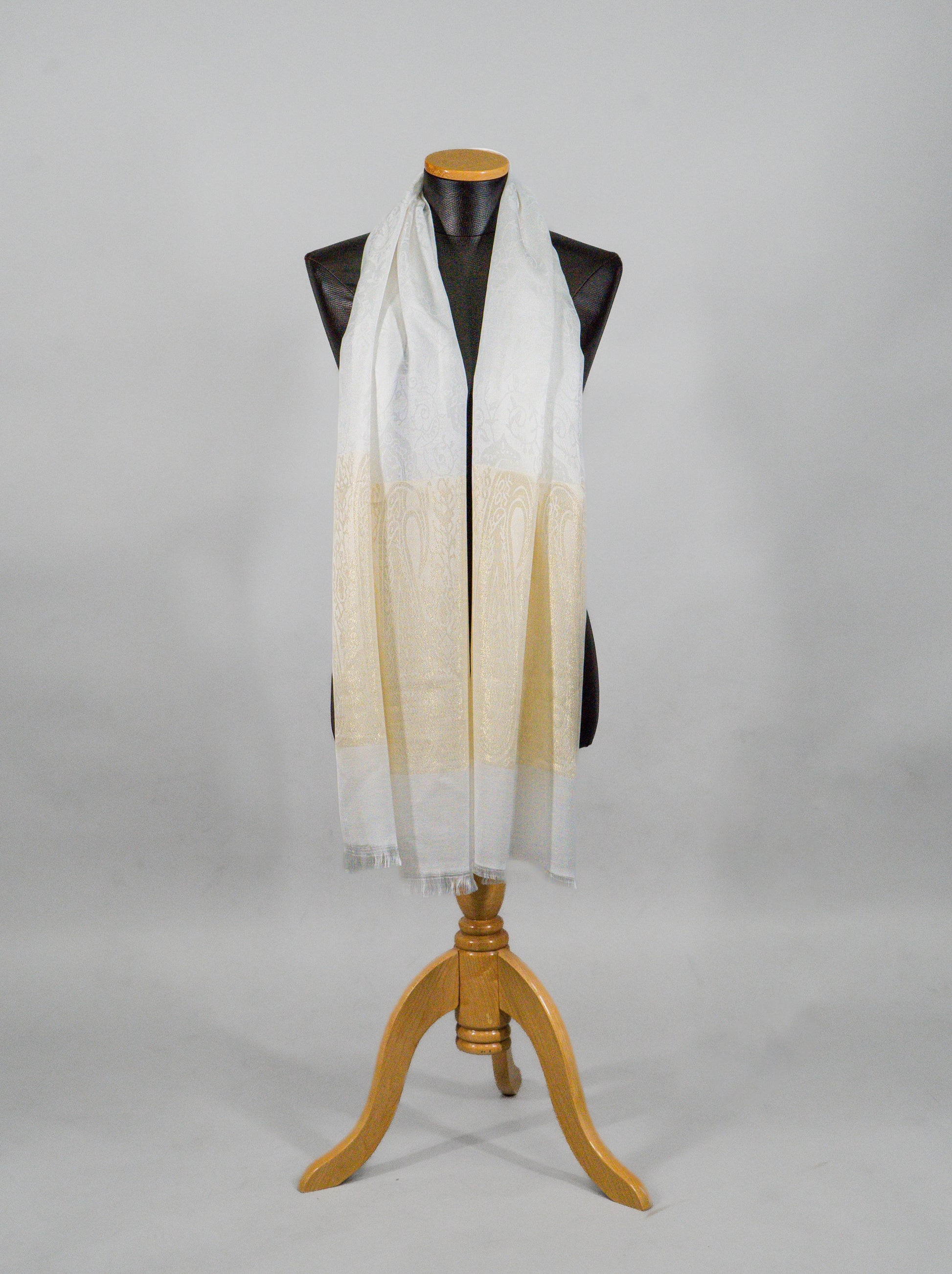 Classic - White & Gold01