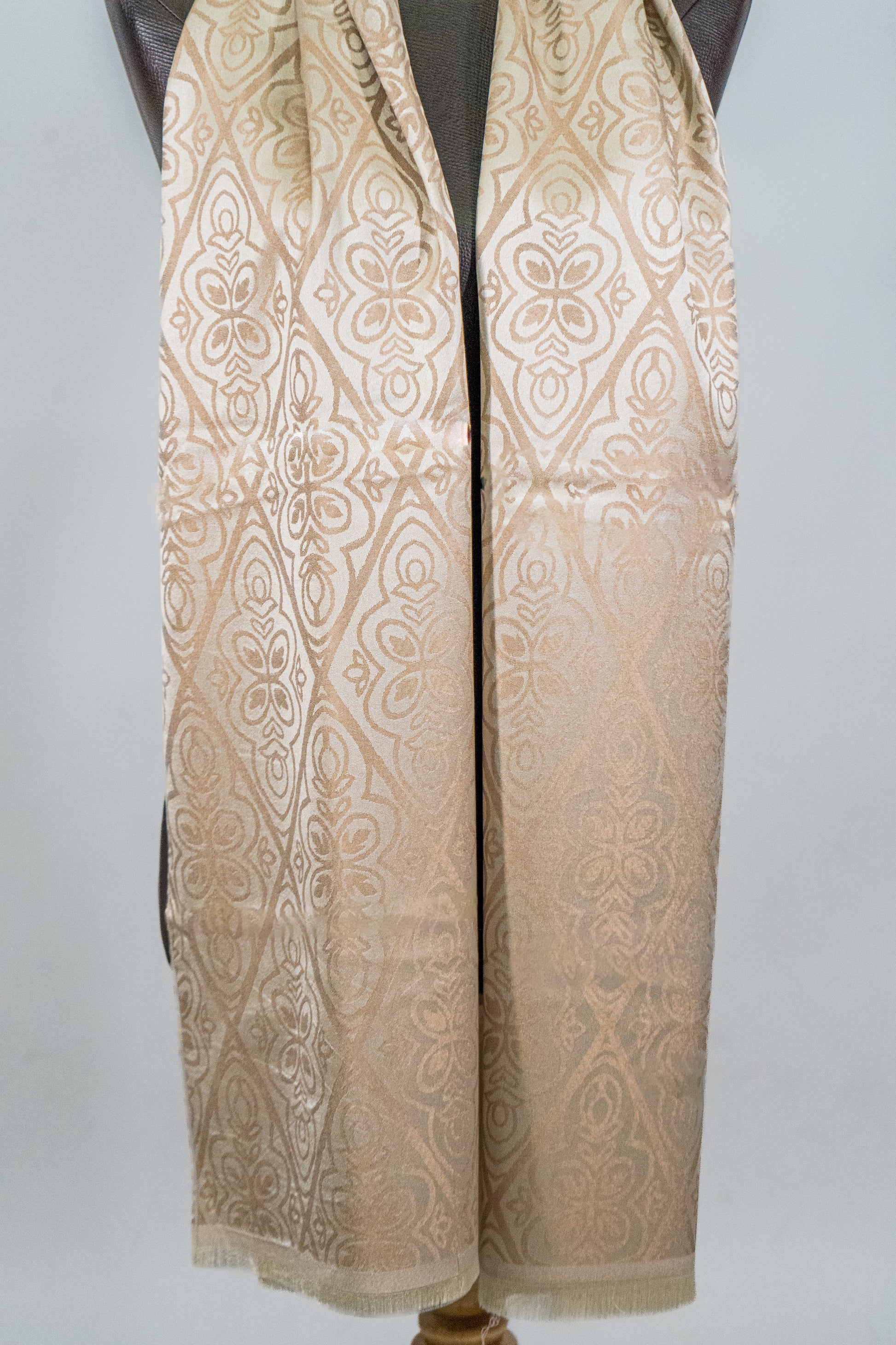 Floral - Tan05
