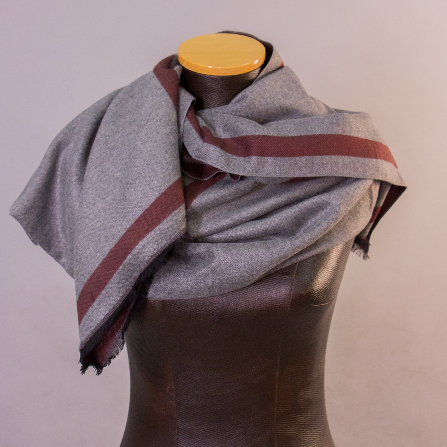 Warmy Stripe - Gray & Brown