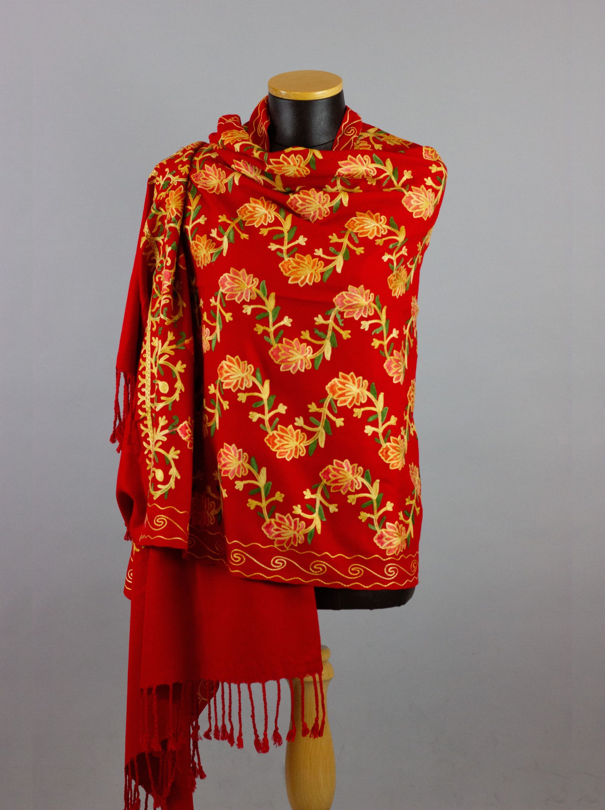 Needlework - Red II01
