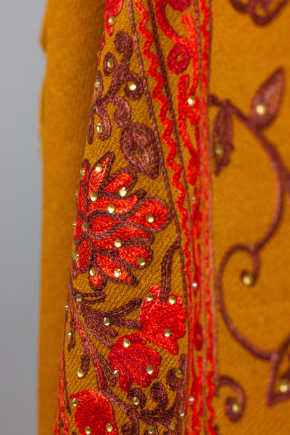 Shiny Needlework - Brown & Orange02